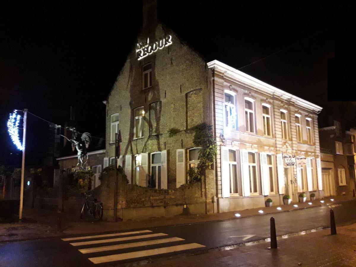 Hotel Recour Poperinge Exteriör bild